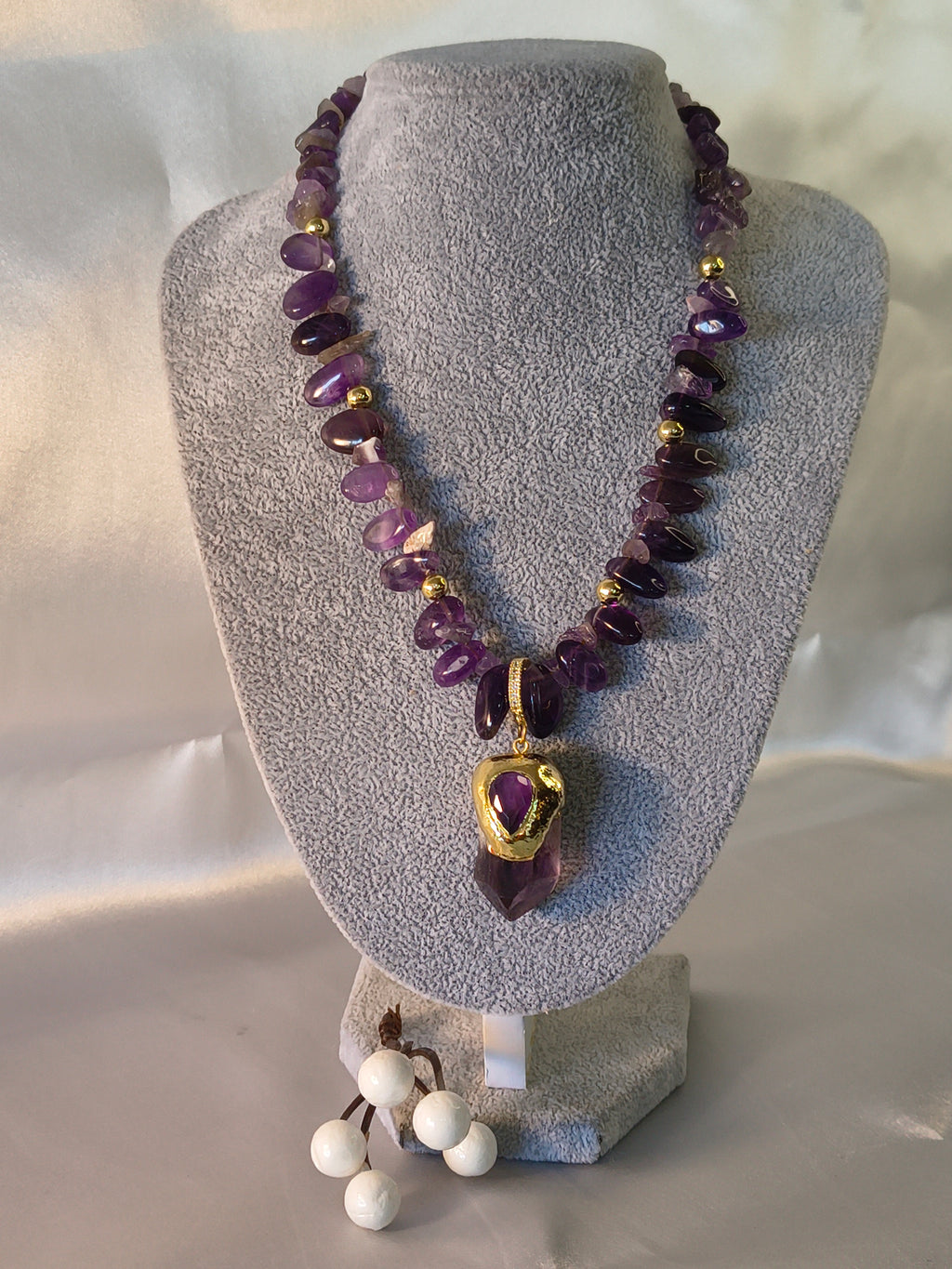 Collar Amatista "Alma" con Dije de Cuarzo