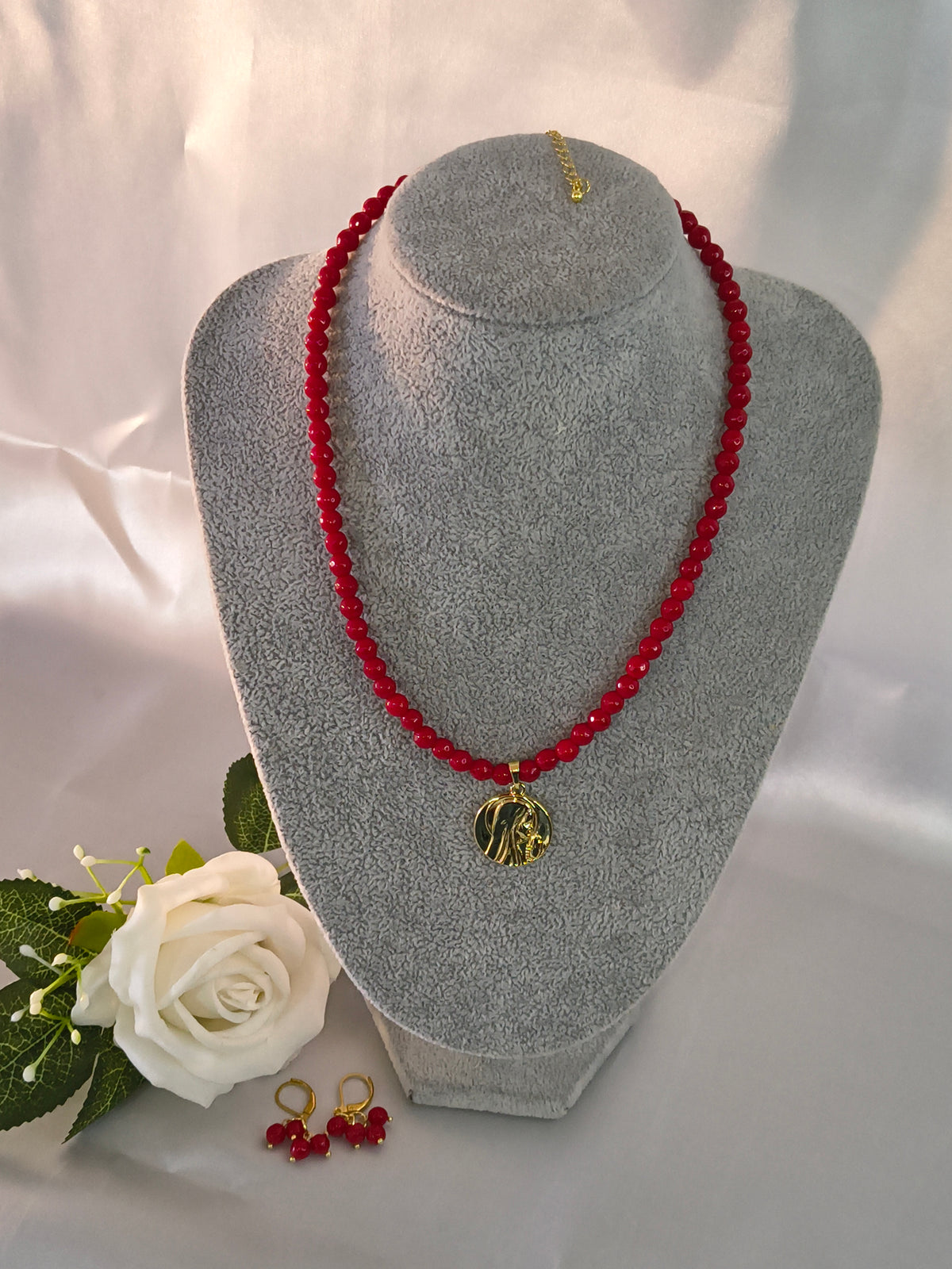 Set Collar Ágata Roja & Medalla de la Virgen María